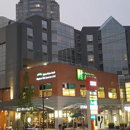 Holiday Inn Express Vancouver-Metrotown-3