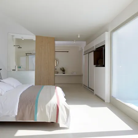 Alti Santorini Luxury Suites (Adults Only)-3