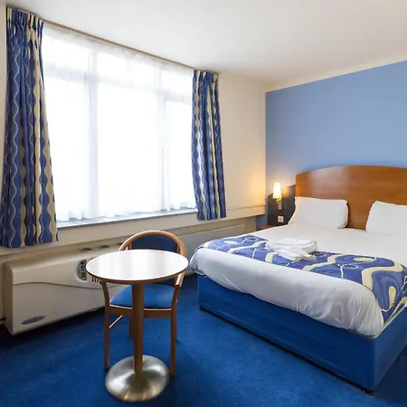 London - Wembley International Hotel-3