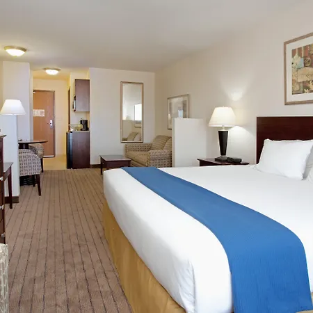 Holiday Inn Express & Suites Buffalo By Ihg-2