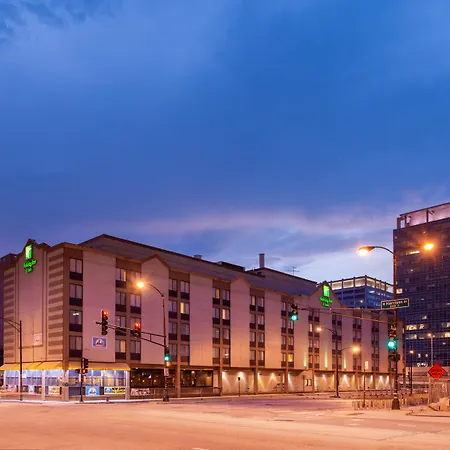 Holiday Inn & Suites Chicago-Downtown By Ihg-3