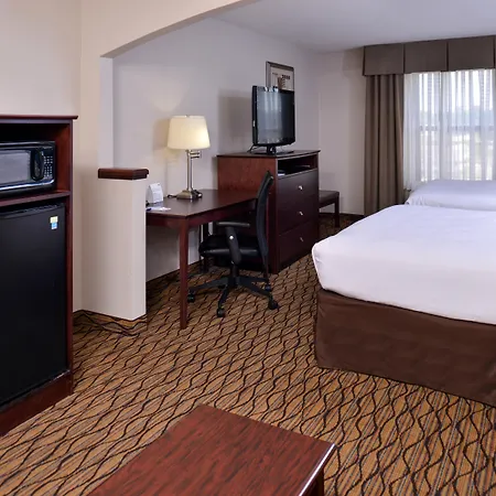 Holiday Inn Express & Suites Central Omaha By Ihg-2