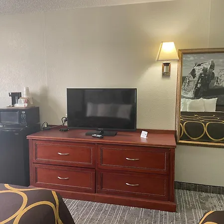 Super 8 By Wyndham Amarillo Central Tx-2