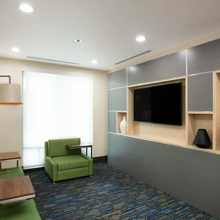 Holiday Inn Express & Suites Oakhurst-Yosemite Park Area By Ihg-2