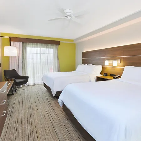 Holiday Inn Express & Suites Petoskey By Ihg-2