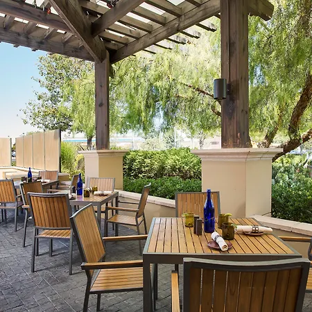 Juniper Hotel Cupertino, Curio Collection By Hilton-2
