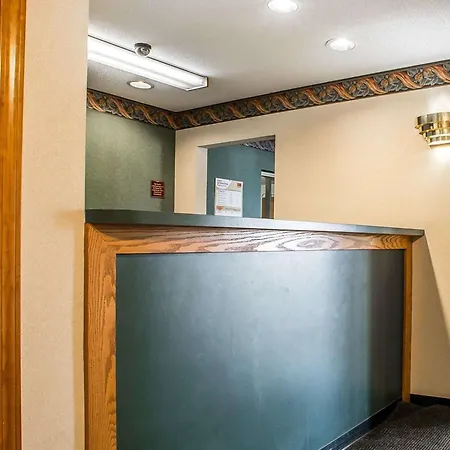 Howard Johnson By Wyndham Montpelier-2