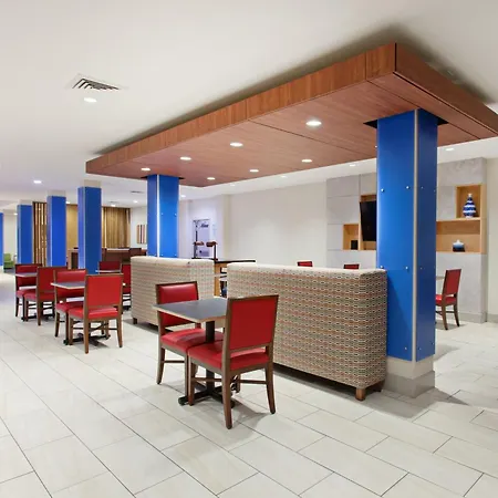 Holiday Inn Express & Suites Corona By Ihg-3