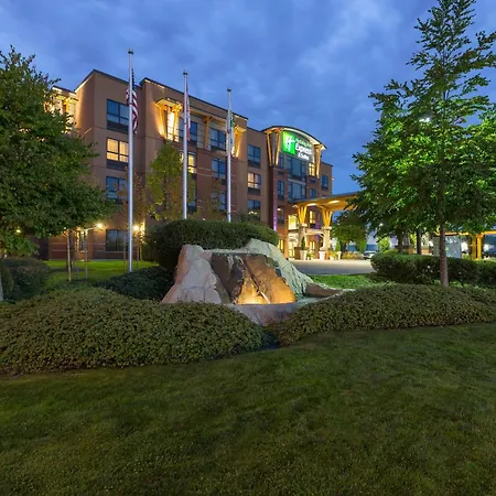 Holiday Inn Express & Suites Riverport Richmond By Ihg-2