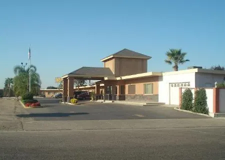 Village Inn-3