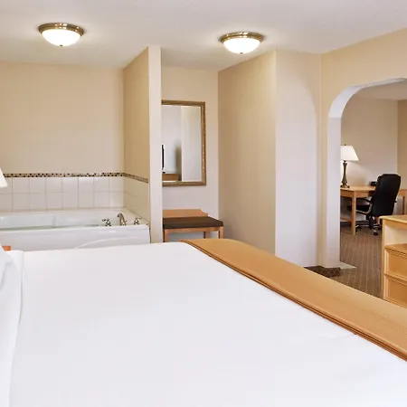 Holiday Inn Express Hotel & Suites Chesterfield - Selfridge Area By Ihg-3