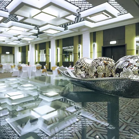 Ayla Bawadi Hotel & Mall-3