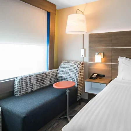 Holiday Inn Express & Suites Ludington By Ihg-3