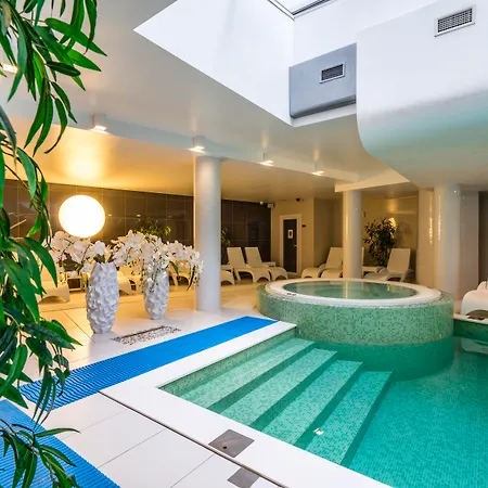 Wellton Centrum Hotel & Spa-3