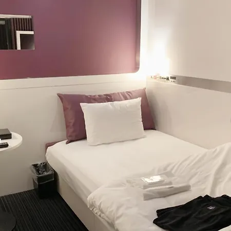 First Cabin Midosuji Namba-2