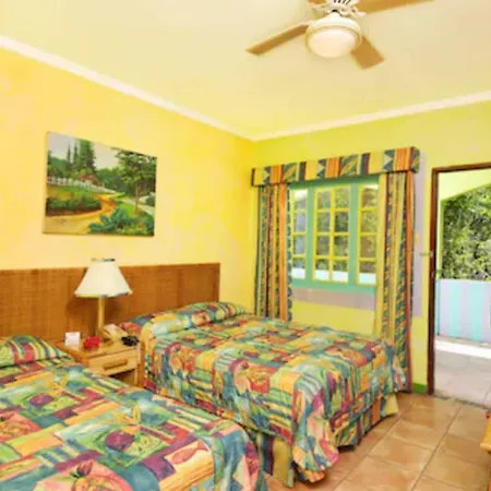 Doctors Cave Beach Hotel-2