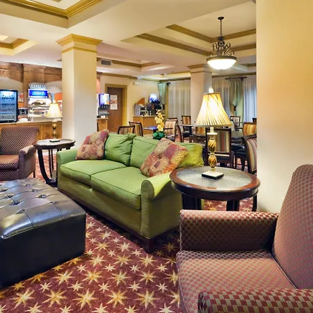 Holiday Inn Express Hotel & Suites Pell City-2