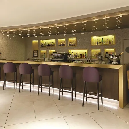 Doubletree By Hilton Yerevan City Centre-2