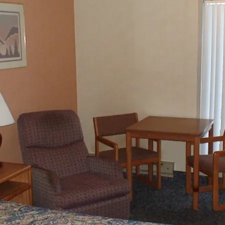 Budget Inn Express Bismarck-2