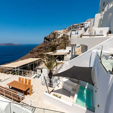 Daydream Luxury Suites-3