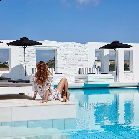 Mr And Mrs White Paros-2