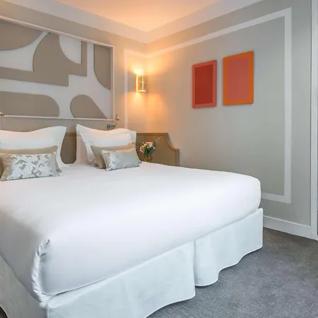 Hotel Camille Paris Tapestry Collection By Hilton-3