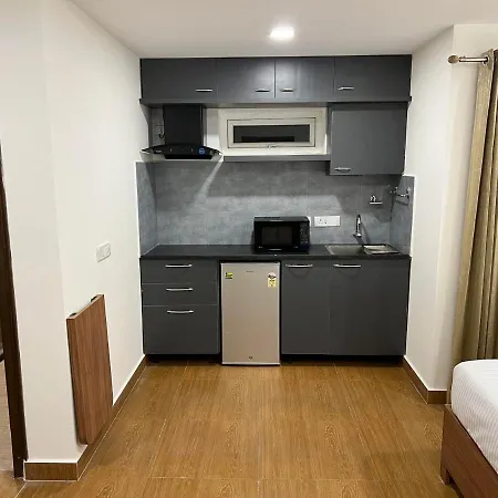 Palladium Luxury Suites Financial District Unit I-2