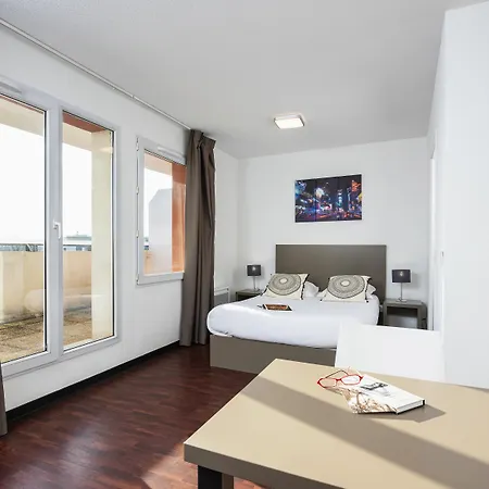 Teneo Apparthotel Talence - Arthena-3