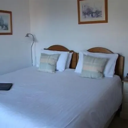 Endeavour House-3