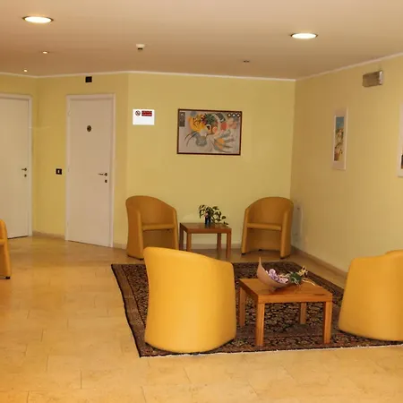 Mh Hotel Piacenza Fiera-3