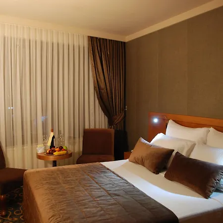 Volley Hotel Izmir-3