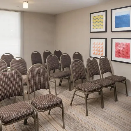 Holiday Inn Express & Suites Springfield By Ihg-2