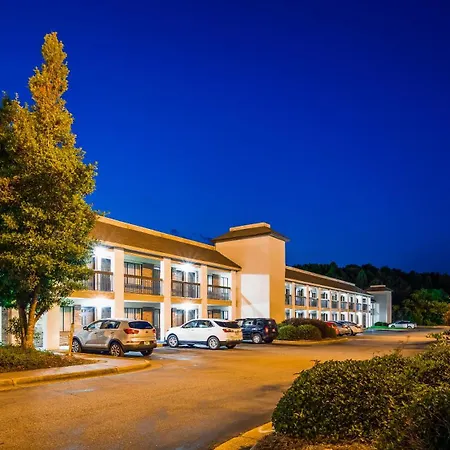 Quality Inn & Suites Fayetteville I-95-3