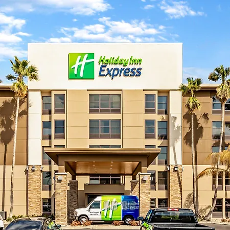Holiday Inn Express-2