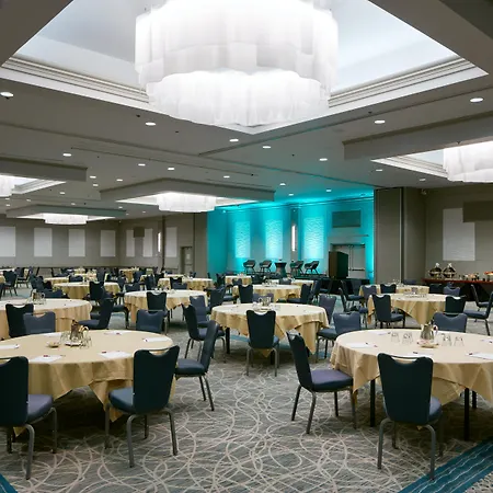 Crowne Plaza Cabana Hotel By Ihg-2