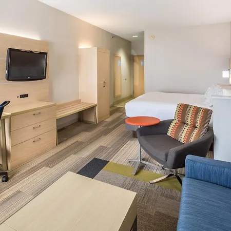 Holiday Inn Express Cedar Rapids - Collins Road By Ihg-2