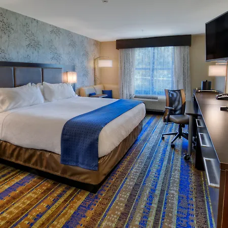 Holiday Inn & Suites Tupelo North By Ihg-3