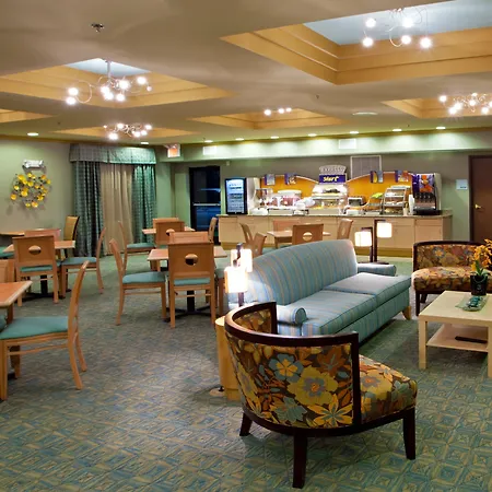 Holiday Inn Express Hotel & Suites Thornburg-S. Fredericksburg By Ihg-3