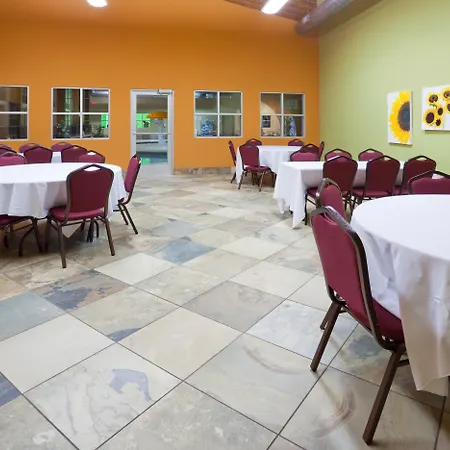 Holiday Inn Detroit Lakes - Lakefront By Ihg-2