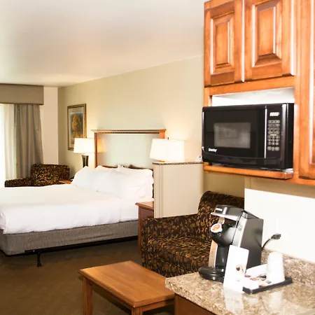 Holiday Inn Express & Suites - Mason City By Ihg-2