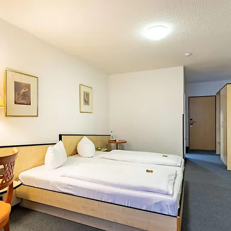Waldhotel Eskeshof-3