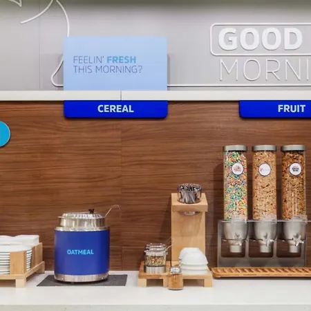 Holiday Inn Express Spencer By Ihg-3