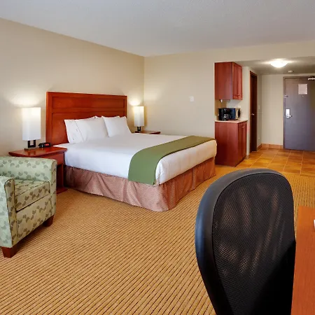 Holiday Inn Express Hotel & Suites Clarington - Bowmanville By Ihg-3