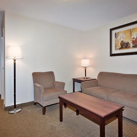 Holiday Inn Express & Suites Whitecourt By Ihg-2
