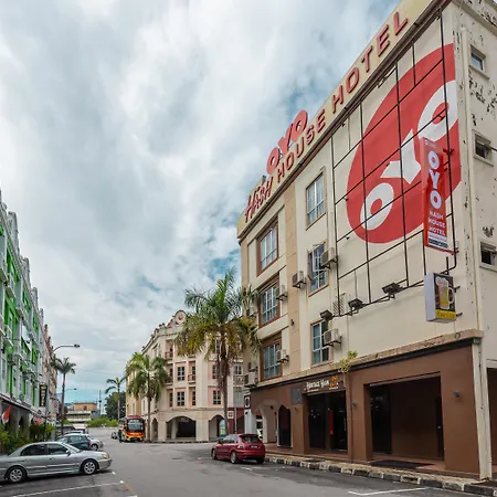 Oyo 1192 Hash House Hotel-3