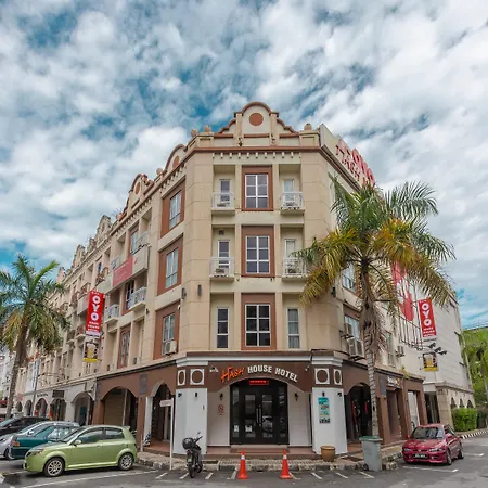 Oyo 1192 Hash House Hotel-2