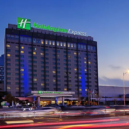 Holiday Inn Express Zhengzhou Zhongzhou By Ihg-3