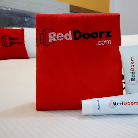 Reddoorz Plus Syariah Near Lempuyangan Station 3-2