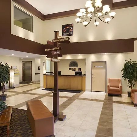 Days Inn By Wyndham Dawson Creek-2