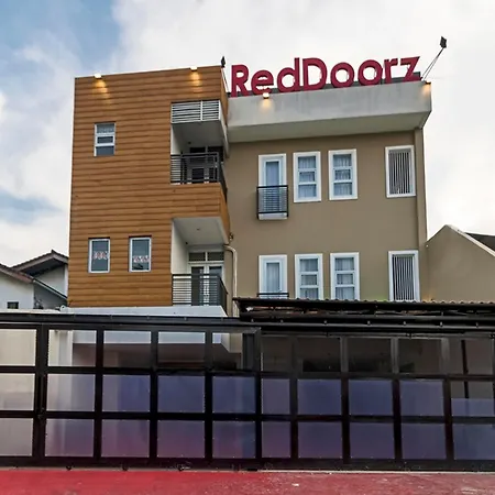 Reddoorz Plus @ Cipete Damai-2